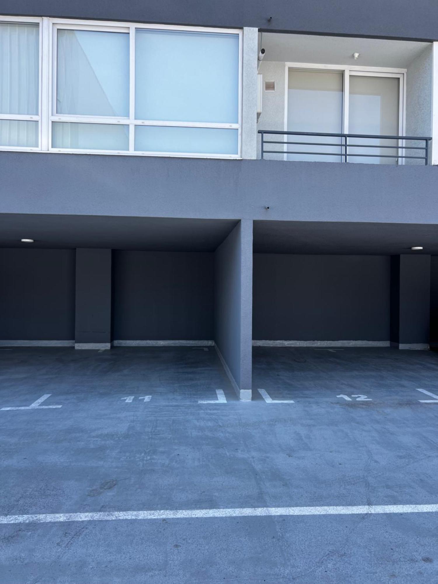 Depto En El Centro De La Ciudad, A Pasos Del Mall Patio Y Centros Comerciales